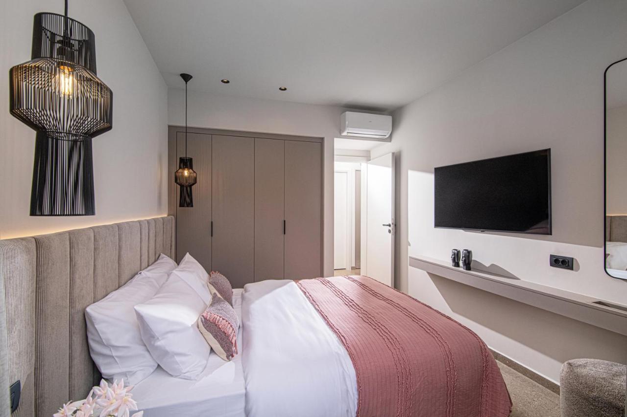 The Pink Penthouse Apartment Heraklion  Bagian luar foto